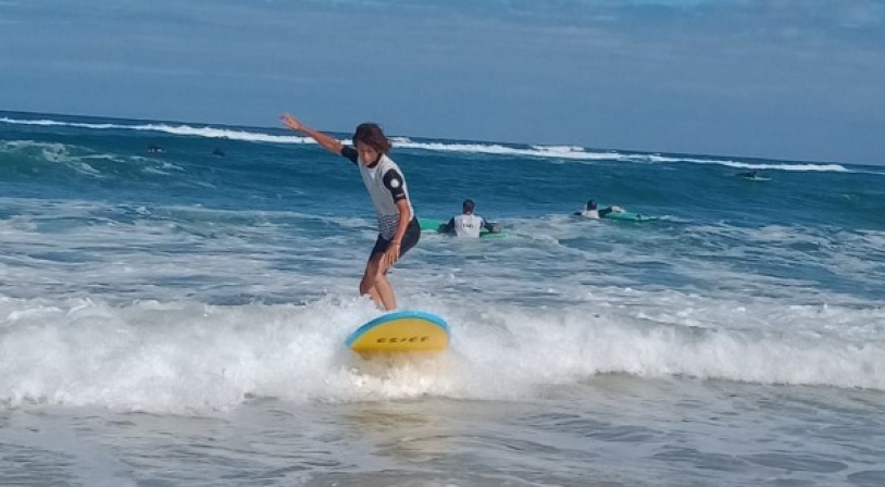 Surf 4.